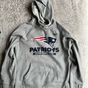 New England Patriots women’s Nike hoodie